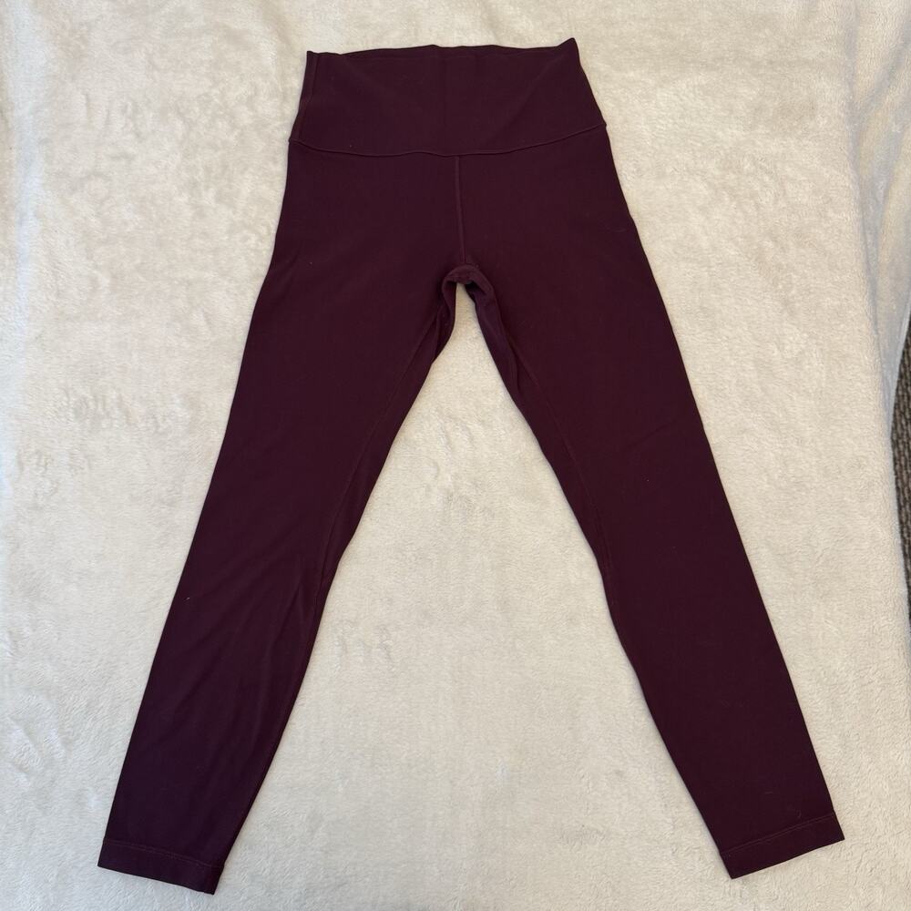 Women’s Lululemon Size 6 Maroon Athletic Yoga Pants